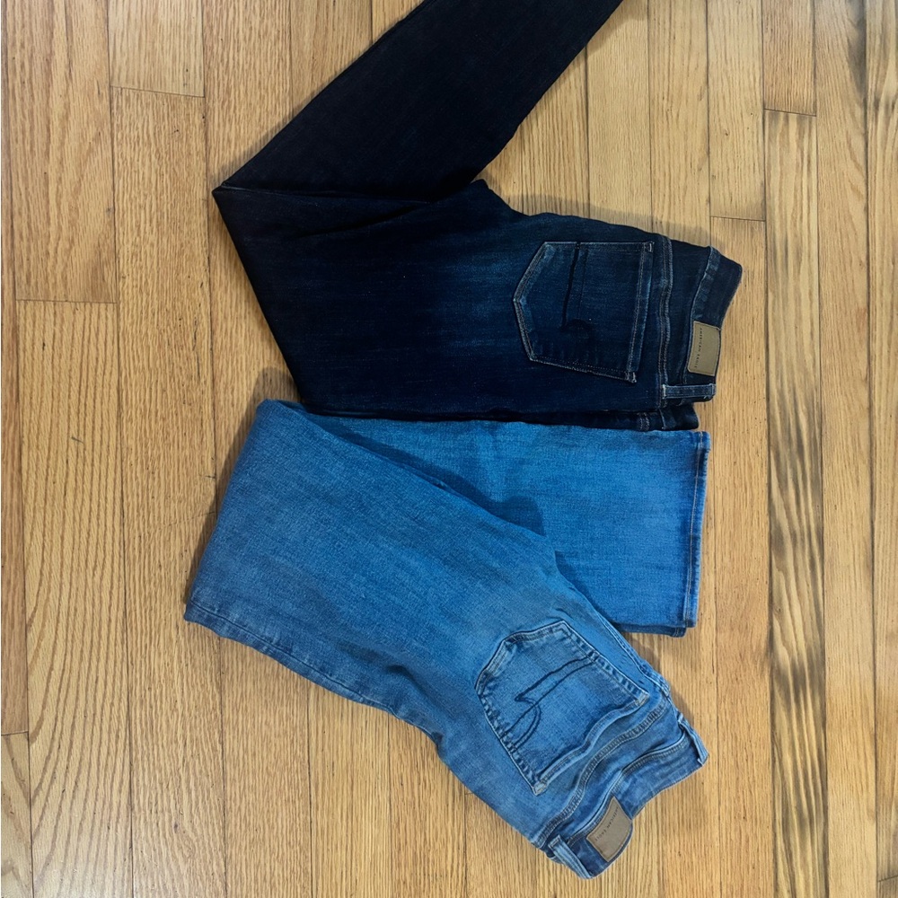 American Eagle Outfitters 4 Long Bundle
